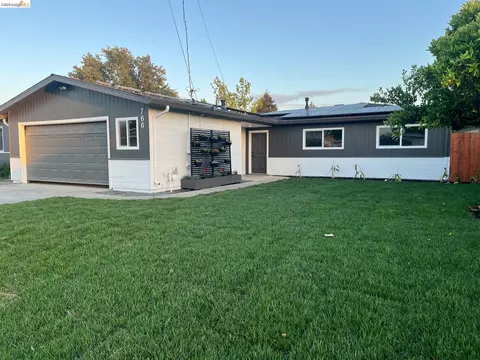 766 Oak St, Brentwood, CA 94513