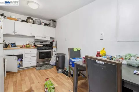 Kitchen - 1486 Marclair Dr, Concord, CA 94521 photo 7 of 7