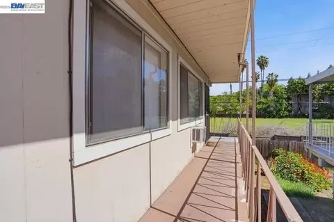 Exterior - 1486 Marclair Dr, Concord, CA 94521 photo 2 of 4
