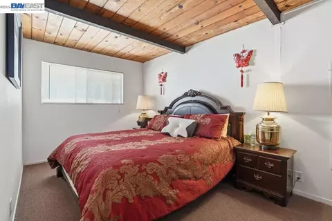 Bedroom - 1486 Marclair Dr, Concord, CA 94521 photo 2 of 6