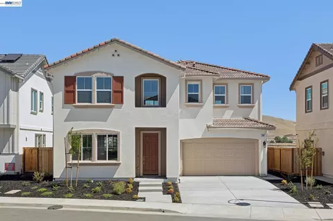 2417 Golden Way, Fairfield, CA 94533
