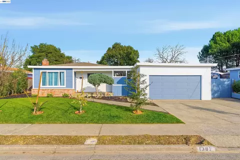 1382 Donna St, Novato, CA 94947