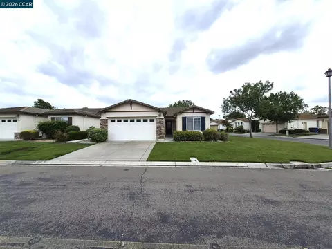 200 Springhill Dr, Rio Vista, CA 94571