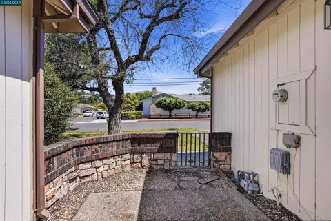 Exterior - 5370 Laurel, Concord, CA 94521 photo 6 of 7