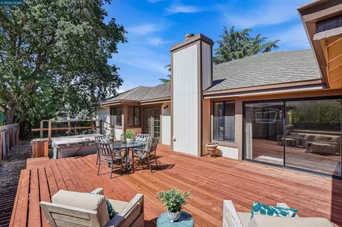 Exterior - 5370 Laurel, Concord, CA 94521 photo 4 of 7