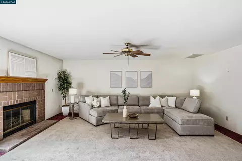 Living - 5370 Laurel, Concord, CA 94521 photo 4 of 6