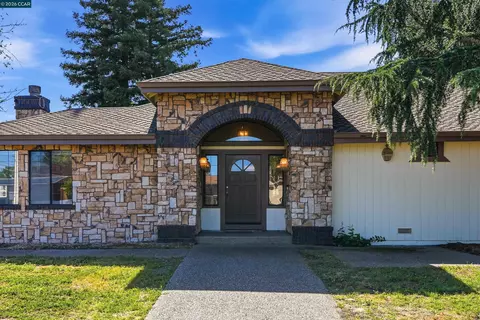 Exterior - 5370 Laurel, Concord, CA 94521 photo 3 of 7