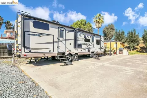 4960 Sandmound Blvd, Oakley, CA 94561