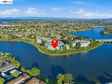 720 Promontory Point Ln #2205, Foster City, CA 94404