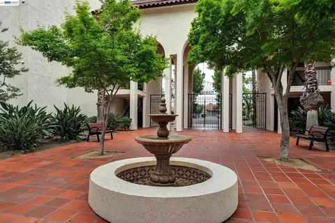 Exterior - 39931 Cedar #201, Newark, CA 94560 photo 6 of 17