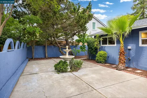 Exterior - 1881 Emerald St, Concord, CA 94518 photo 3 of 7