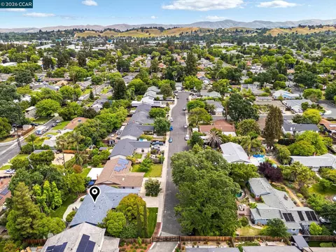 View/Area - 1881 Emerald St, Concord, CA 94518 photo 2 of 2