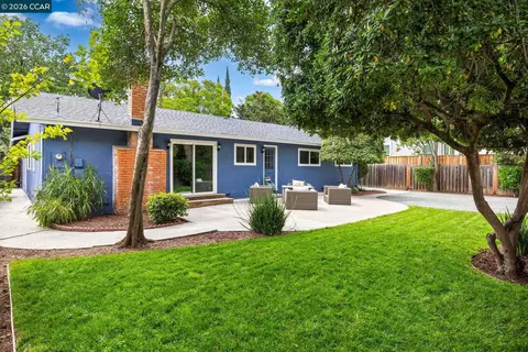 Exterior - 1881 Emerald St, Concord, CA 94518 photo 6 of 7