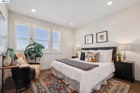 Bedroom - 1815 Balsa St, Alameda, CA 94501 photo 1 of 10