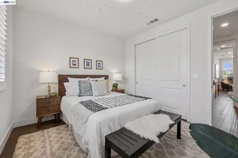 Bedroom - 1815 Balsa St, Alameda, CA 94501 photo 6 of 10