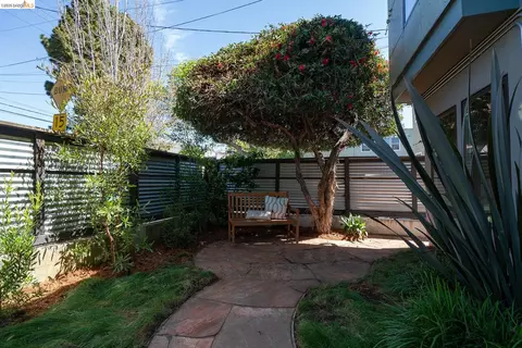 Exterior - 1908 Tenth St, Berkeley, CA 94710 photo 4 of 16