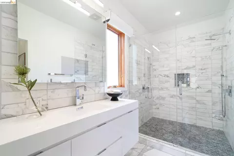 Bath - 1908 Tenth St, Berkeley, CA 94710 photo 1 of 5