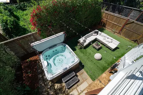 Exterior - 1908 Tenth St, Berkeley, CA 94710 photo 6 of 16