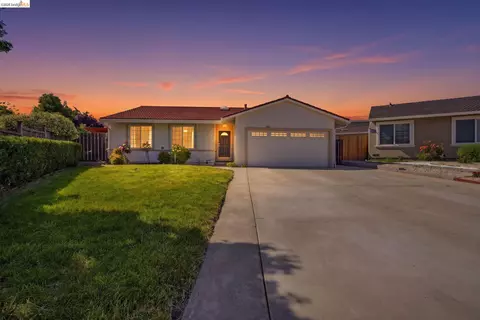 48423 Spokane Pl, Fremont, CA 94539