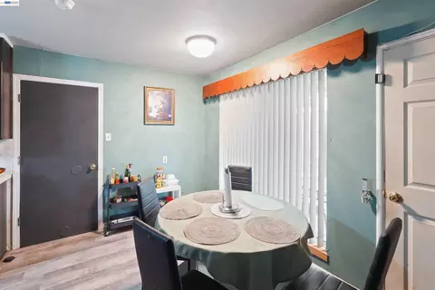Dining - 1712 Utah St, Fairfield, CA 94533 photo 1 of 1