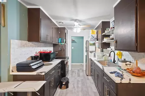 Kitchen - 1712 Utah St, Fairfield, CA 94533 photo 4 of 4