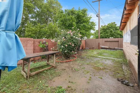 Exterior - 1712 Utah St, Fairfield, CA 94533 photo 10 of 13