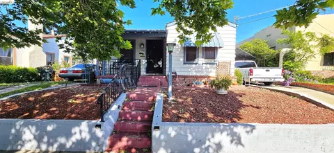 1203 D St, Antioch, CA 94509