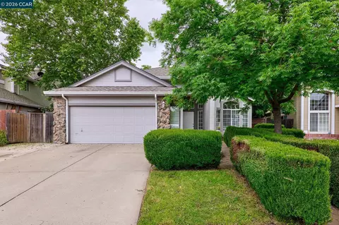 8718 La Crosse Way, Sacramento, CA 95823