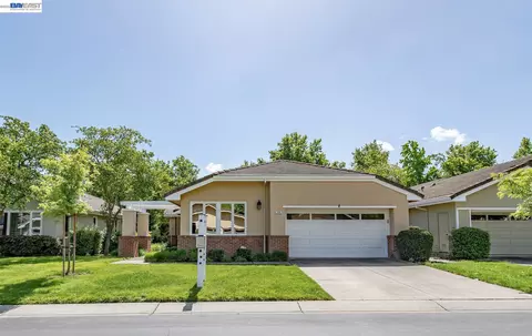 7844 Cypress Creek Ct, Pleasanton, CA 94588