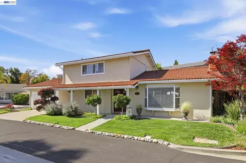 320 Appian Way, Union City, CA 94587