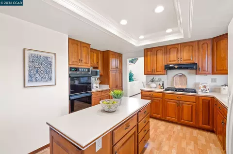 Kitchen - 55 Regency Dr, Clayton, CA 94517 photo 3 of 3