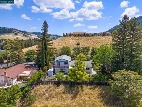 View/Area - 55 Regency Dr, Clayton, CA 94517 photo 4 of 5