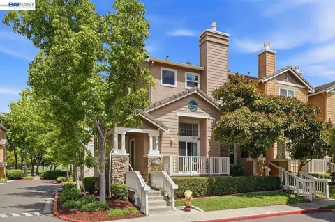 4847 Mangrove Dr, Dublin, CA 94568