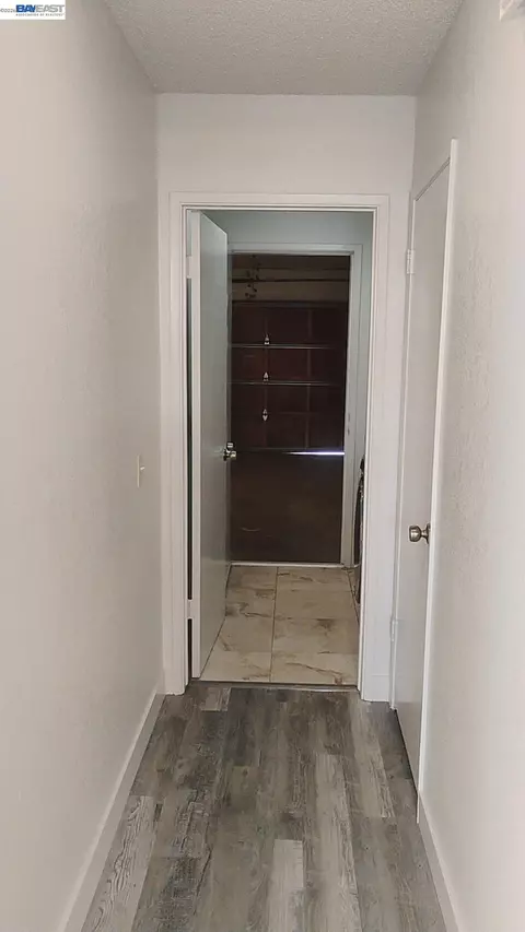 Entry Way - 4266 Warbler Loop, Fremont, CA 94555 photo 2 of 3