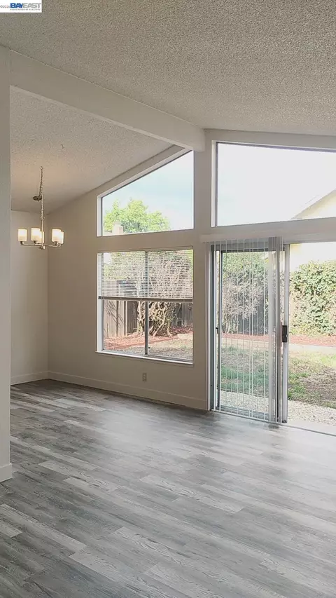 Living - 4266 Warbler Loop, Fremont, CA 94555 photo 4 of 4