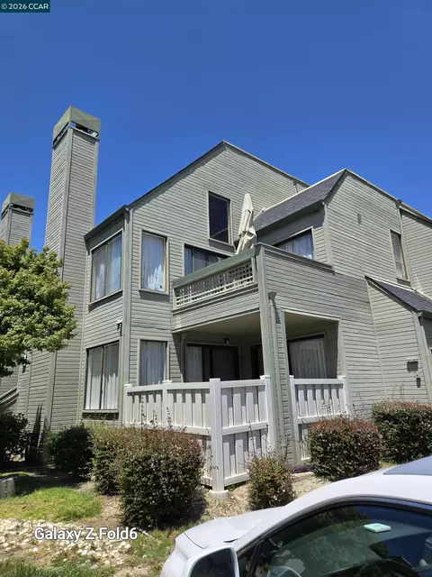 2753 East Ct, Richmond, CA 94806