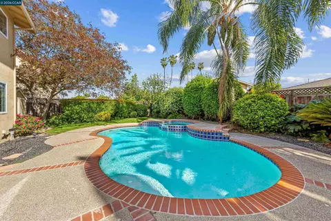 Exterior - 4844 Merganser Ct, Pleasanton, CA 94566 photo 4 of 12