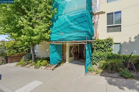551 Jean St #104, Oakland, CA 94610