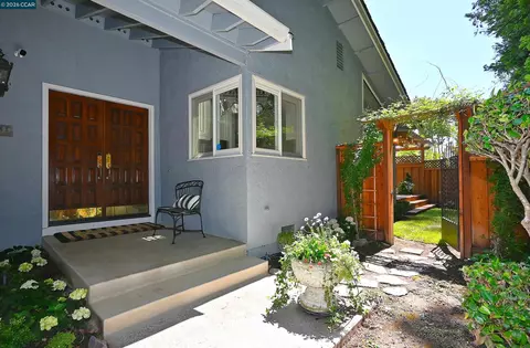 131 Shoshone Ct, Danville, CA 94526