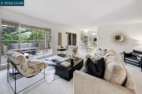 1129 Avenida Sevilla #4C, Walnut Creek, CA 94595