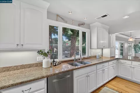 Kitchen - 4549 Coolidge St, Concord, CA 94521 photo 2 of 3