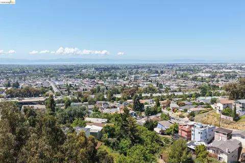 View/Area - 2149 167th Ave, San Leandro, CA 94578 photo 8 of 13