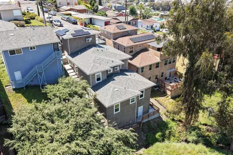 View/Area - 2149 167th Ave, San Leandro, CA 94578 photo 4 of 13