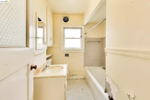 Bath - 1839 Dwight Way, Berkeley, CA 94703 photo 1 of 1