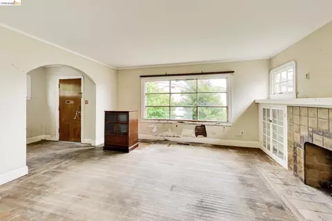 Living - 1839 Dwight Way, Berkeley, CA 94703 photo 3 of 6