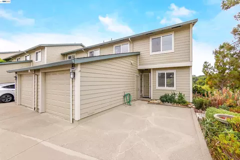 25047 Oakridge Ct, Hayward, CA 94541
