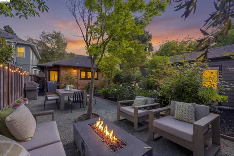 2451 Ashby Ave, Berkeley, CA 94705
