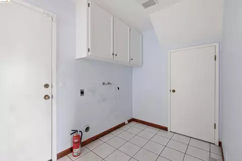 Other - 587 Birkdale Dr, Vallejo, CA 94591 photo 4 of 6