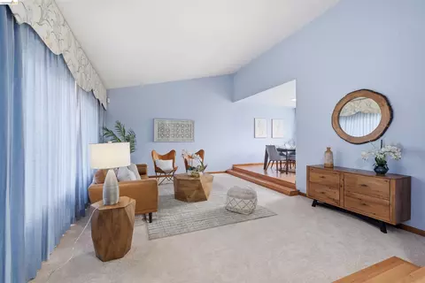 Living - 587 Birkdale Dr, Vallejo, CA 94591 photo 1 of 4
