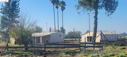 8304 Palladay Rd, Elverta, CA 95626
